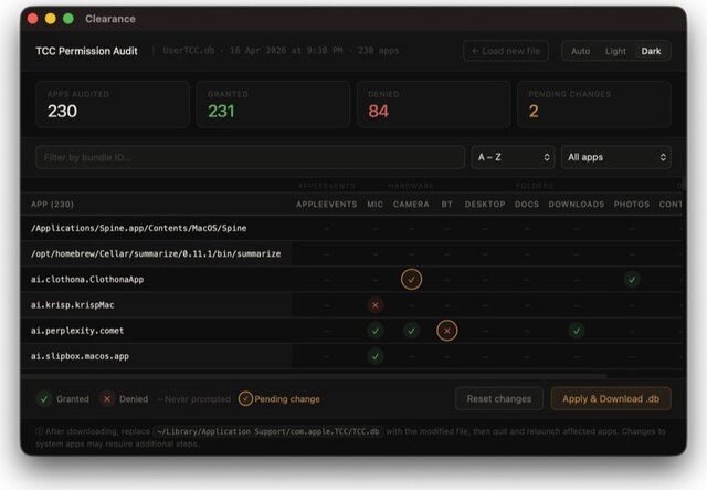 Clearance in dark mode, following the system appearance